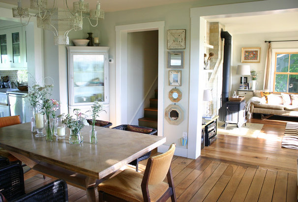 Farmhouse  by Rebekah Zaveloff | KitchenLab