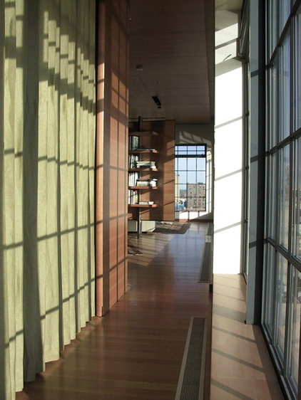 Contemporary Hall by Gunkelmans Interior Design