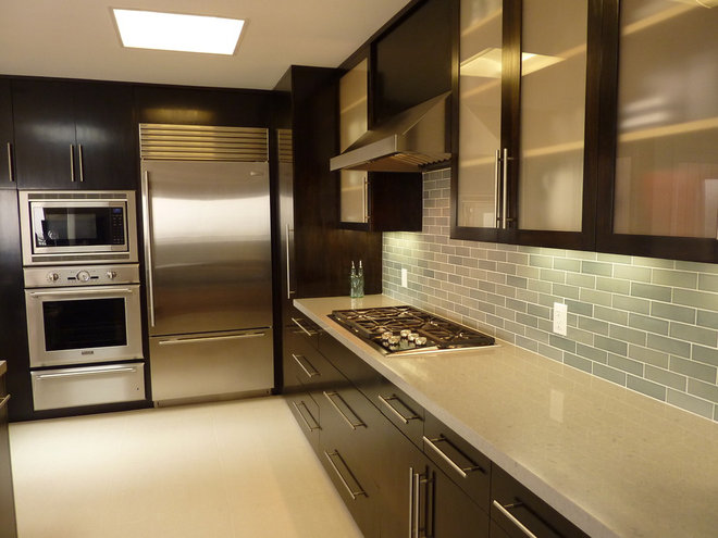 Come On Over To The Dark Side - Tips On Dark Kitchen Cabinetry!