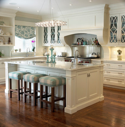 traditional kitchen by Cheryl Scrymgeour Designs