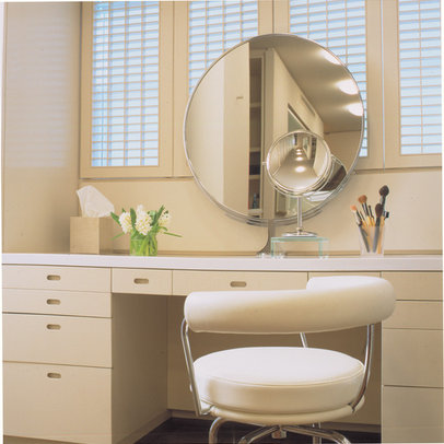 Bathroom Vanities  Tops on White Makeup Vanity Chair Design Ideas  Pictures  Remodel  And Decor