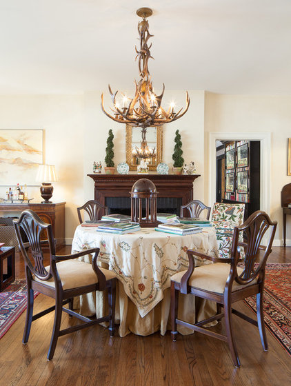 Traditional Dining Room by Jacob Hand Photography
