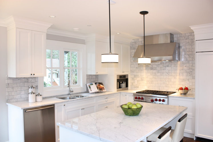 Traditional Kitchen by Sarah Gallop Design Inc.