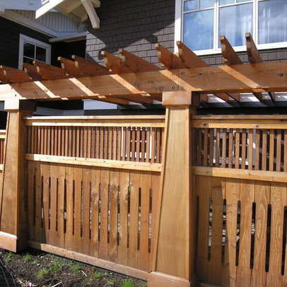 Fence design, Craftsman exterior, Craftsman bungalows