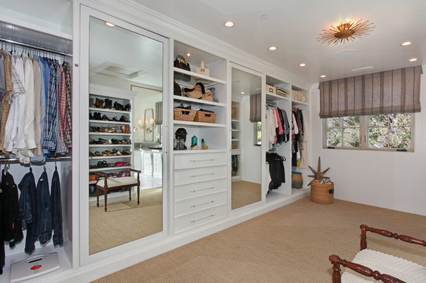 Beach Style Closet by Patterson Custom Homes