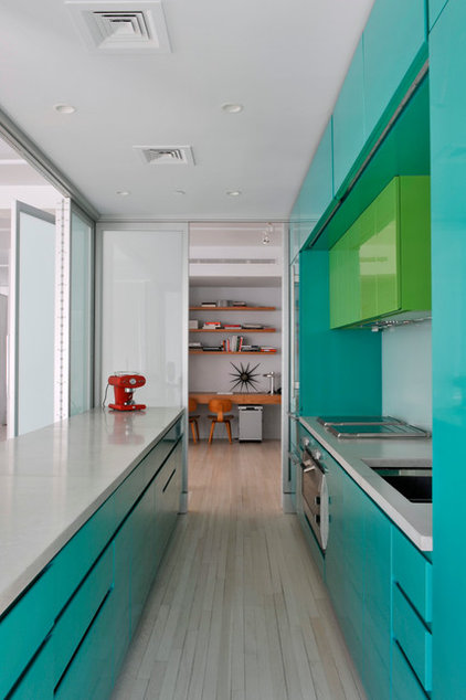 modern kitchen by BarlisWedlick Architects, Tribeca Studio