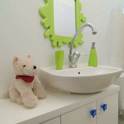 Bathroom Mirror Frames on Kids Bath Design Ideas  Pictures  Remodel And Decor