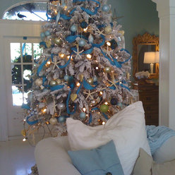 ... minute decorating ideas from these gloriously colorful creative trees