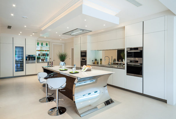 Contemporary Kitchen by Grech and Grech