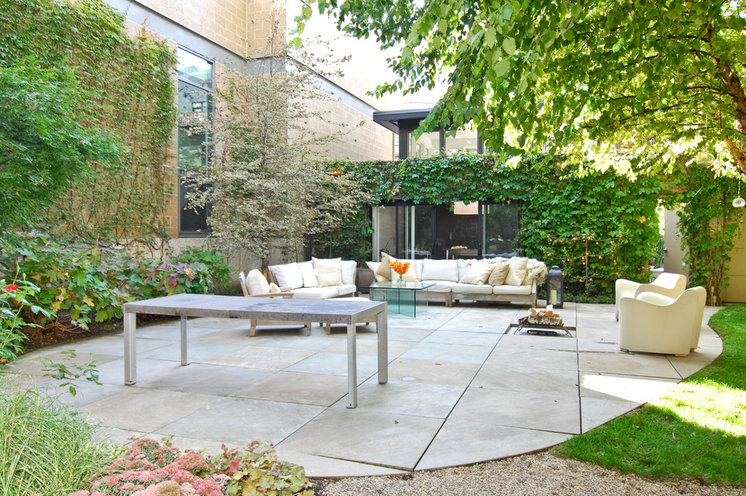 Contemporary Patio by Leslie Glazier @ Properties