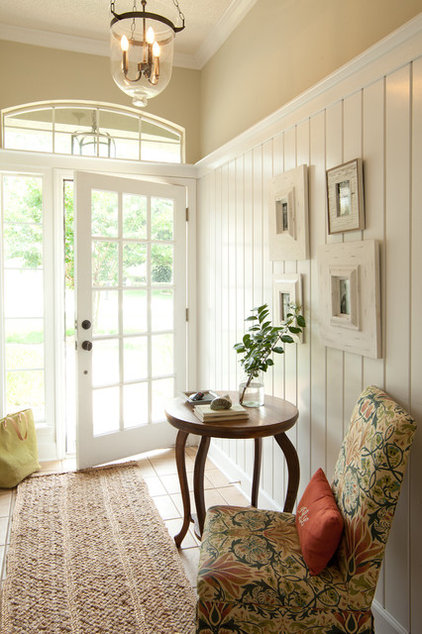 traditional entry by Lauren Leonard Interiors