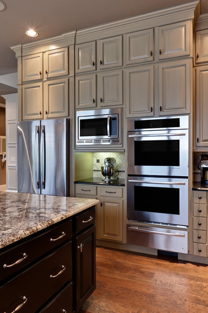 Traditional Kitchen by Turan Designs, Inc.