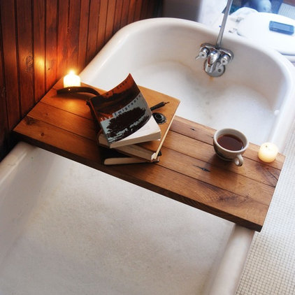 Sustainable Wood Bath Tray In Oak Natural Bath Caddy For Self Etsy Wood Tub Wood Bathtub Bathtub Shelf