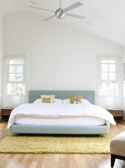 modern bedroom by ras-a, inc.