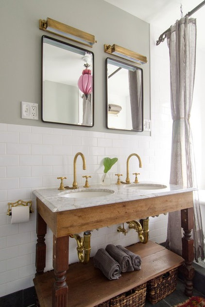 Shabby chic Bathroom by indigo & ochre design
