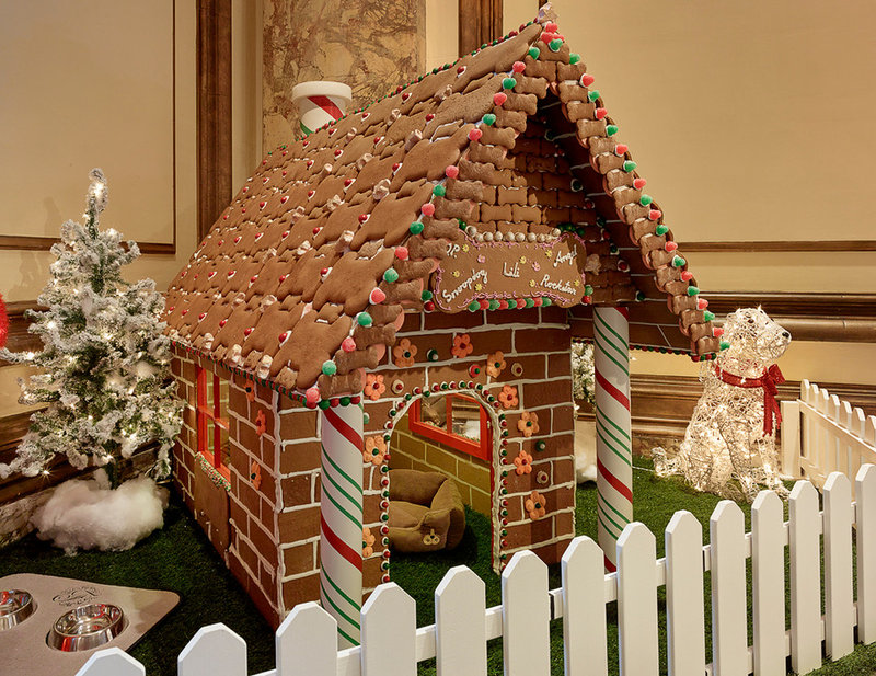 San Francisco's Fairmont Hotel Presents a Life-Size Gingerbread House.