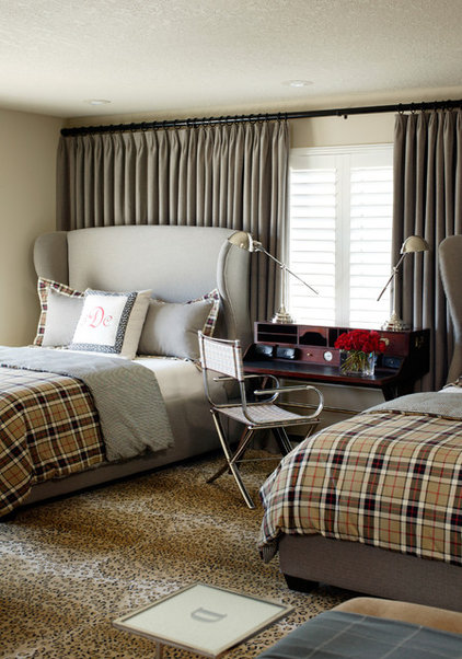 modern bedroom by Tobi Fairley Interior Design
