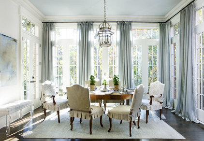 traditional dining room by Liz Williams Interiors