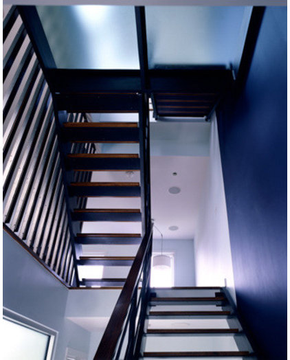  - 8d81496807811696_1000-w422-h524-b0-p0--contemporary-staircase