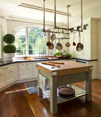 traditional kitchen by Marshall Morgan Erb Design Inc.