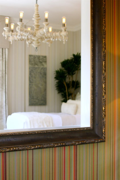 Peek Inside the Master Bedroom, Guest Rooms and Baths of 2011 Show ...