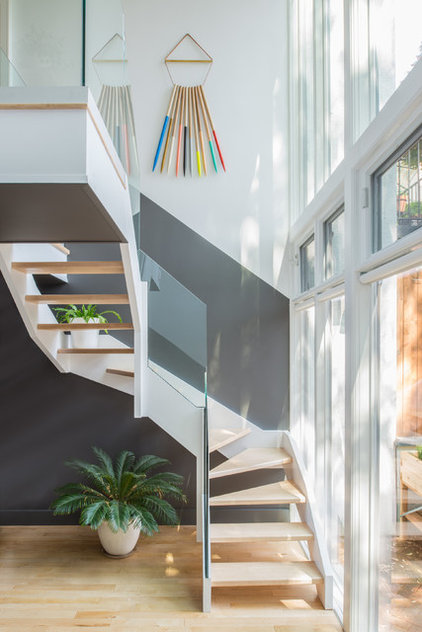 contemporary staircase by Jessica Helgerson Interior Design