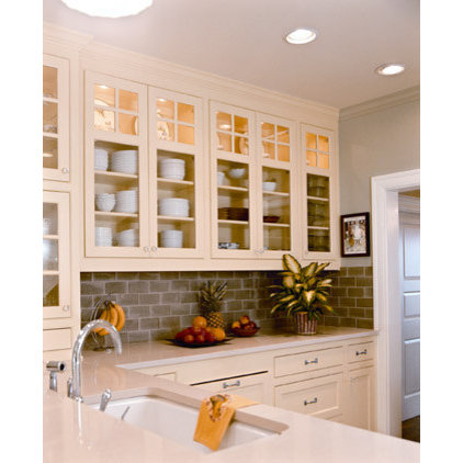 10 Steps for Organizing Kitchen Cabinets