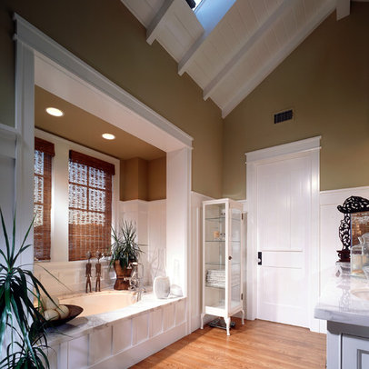 Tilingbathroom on Orange County Home Tan Walls Design Ideas  Pictures  Remodel And Decor