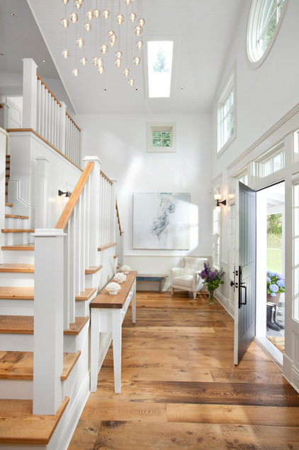traditional entry by jodi foster design + planning