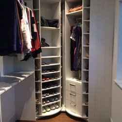 The Woman's Dream - The Ultomate Closet Organizer from Lazy Lee