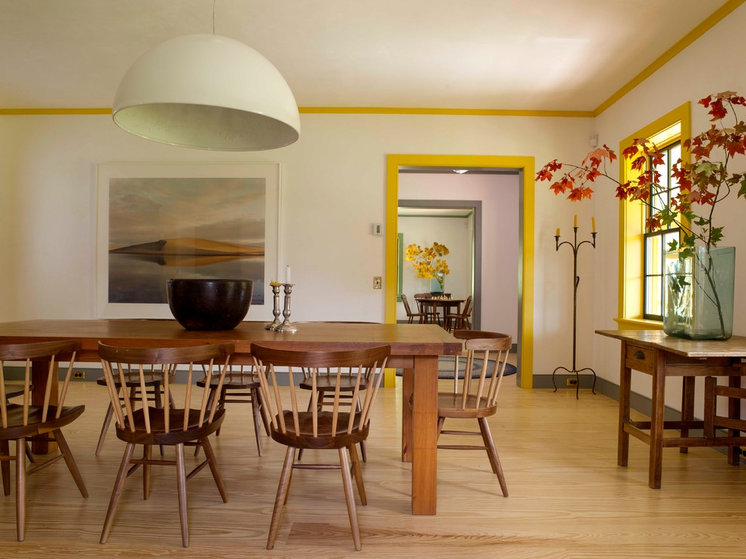 Farmhouse Dining Room by Rafe Churchill: Traditional Houses