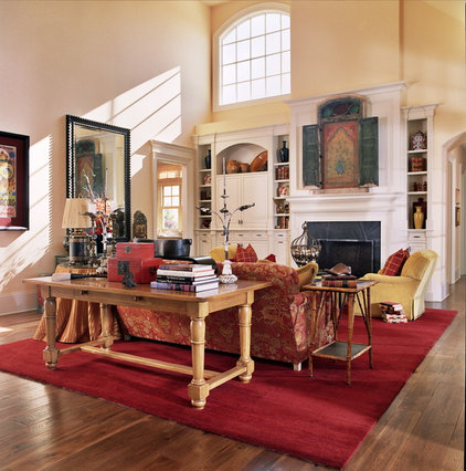 Traditional Living Room by Tina Barclay