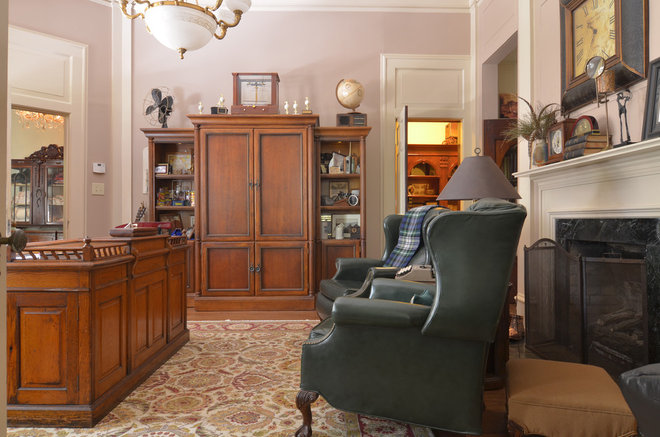 traditional home office by Sarah Greenman