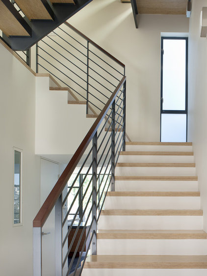 Modern Staircase by Levy Art & Architecture