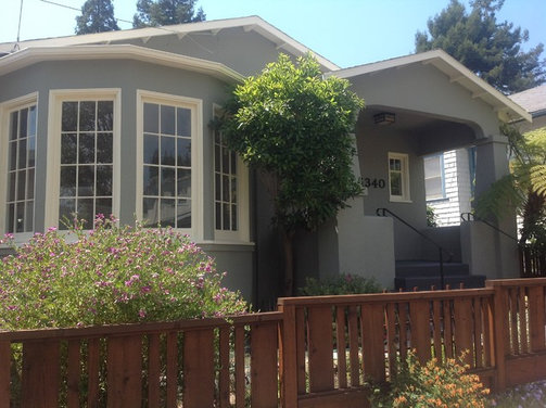 Beautiful stucco house we painted earlier in the Spring Beautiful stucco house we painted earlier in the Spring
