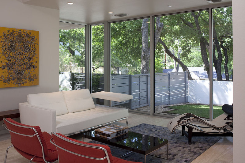 modern living room by Hugh Jefferson Randolph Architects