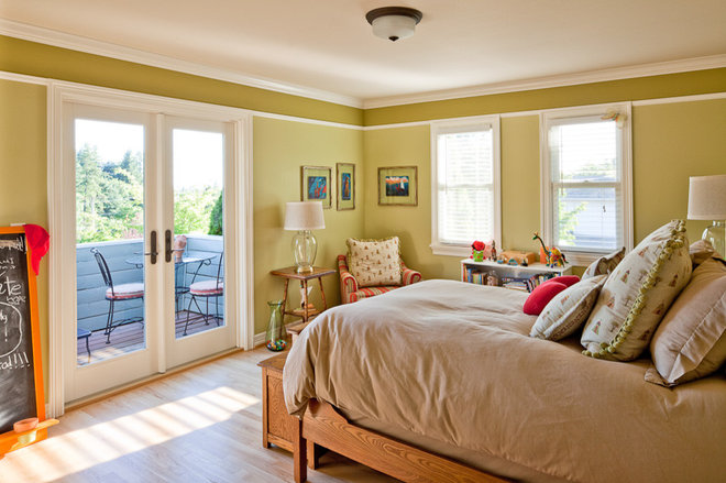 traditional bedroom by The Works