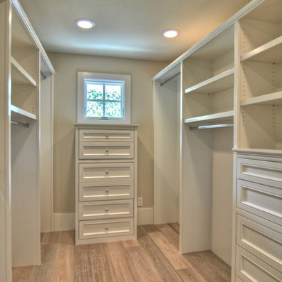 Walk Closet Design Ideas on Walk In Closet Design Ideas  Pictures  Remodel  And Decor