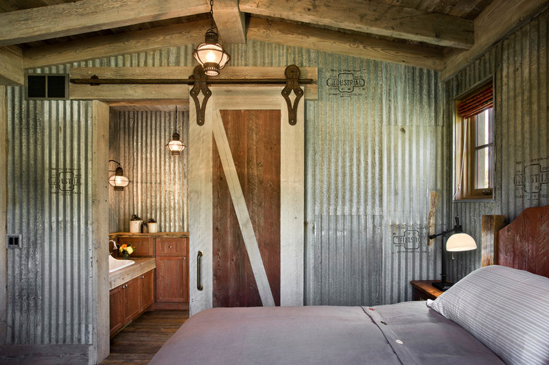 Farmhouse Bedroom by Locati Architects