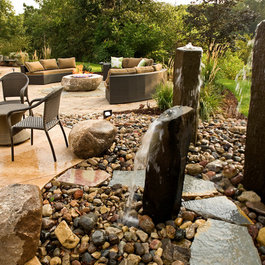 Contemporary Outdoor Fountains & Ponds: Find Ponds and Garden Water