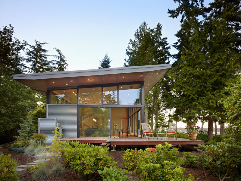 modern exterior by FINNE Architects