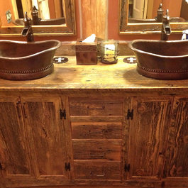 Vanity Bathroom Sinks on Reclaimed Barn Wood Double Vanity With Hand Hammered Copper Sinks