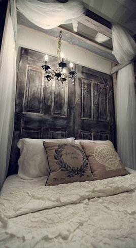 Craft Ideasyear Olds on An Old World Look Photo From  35 Cool Headboard Ideas  By Arcilook Com