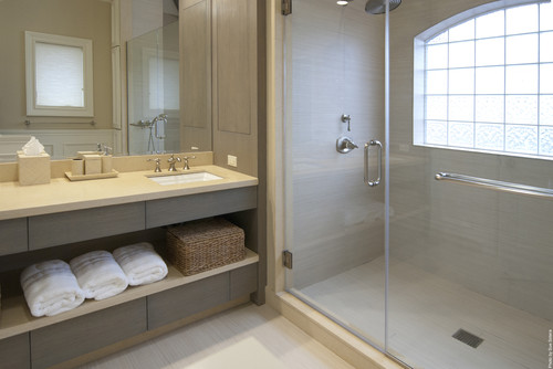 Contemporary Bathroom design by New York Interior Designer AMI Designs