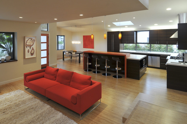 contemporary living room by awarchitect.com