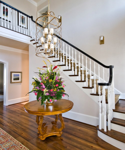 Lorraine Vale traditional staircase