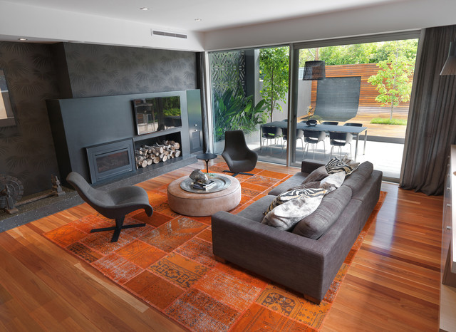 contemporary family room by MR.MITCHELL