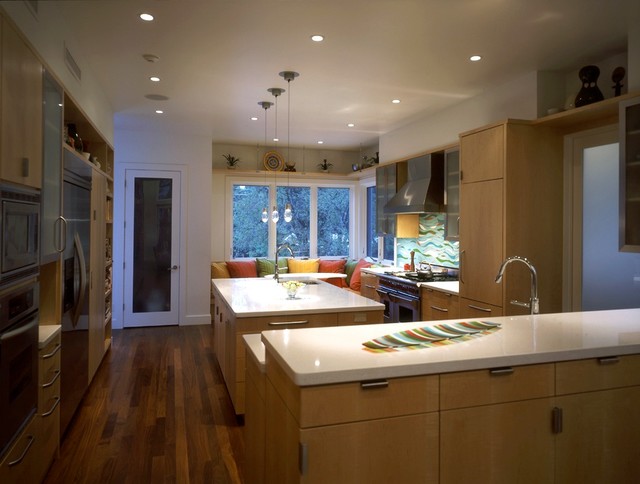 contemporary kitchen by McKinney York Architects