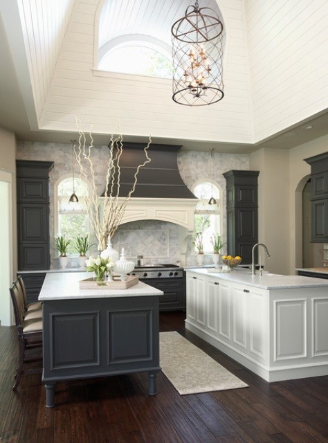 Grand Central Stunning traditional kitchen