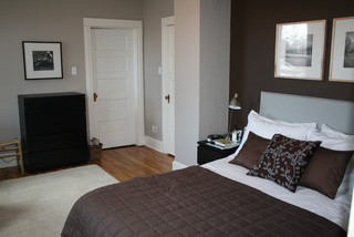 Small Bedroom contemporary bedroom